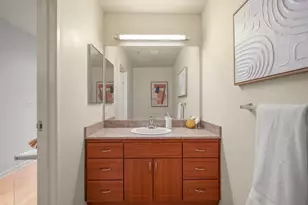 5855 Horton St, Emeryville, CA 94608 - Photo 5