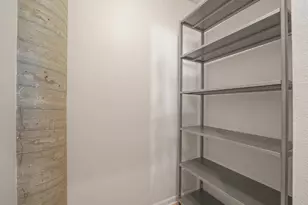 5855 Horton St, Emeryville, CA 94608 - Photo 9