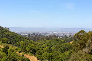 10353 Royal Oak Rd, Oakland, CA 94605 - Photo 13