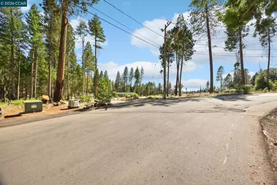 14080 Temple Cir, Magalia, CA 95954 - Photo 9