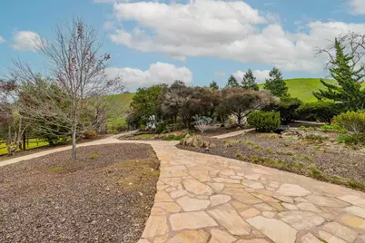 3463 Meadowlands Ln, San Jose, CA 95135 - Photo 39