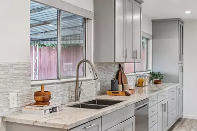 885 Tara Hills Dr, Pinole, CA 94564 - Photo 17