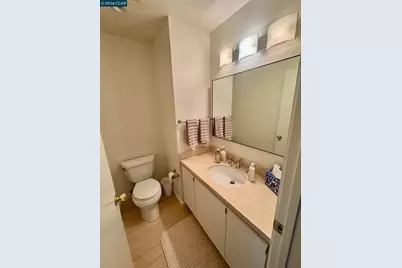 1037 Via Bonita, Alameda, CA 94502 - Photo 7