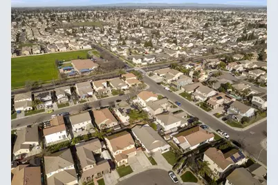 2237 Clock Tower Ct, Riverbank, CA 95367 - Photo 51