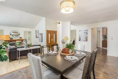 3237 Vera Cruz Dr, San Ramon, CA 94583 - Photo 11