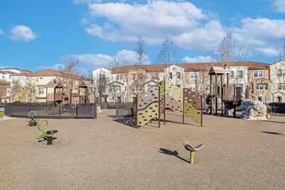 672 Amalfi Loop, Milpitas, CA 95035 - Photo 53