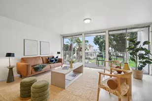 1425 Lakeside Dr, Oakland, CA 94612 - Photo 1