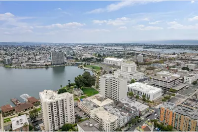 1425 Lakeside Dr #201, Oakland, CA 94612 - Photo 35