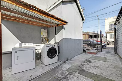 1464 35th Ave, Oakland, CA 94601 - Photo 27