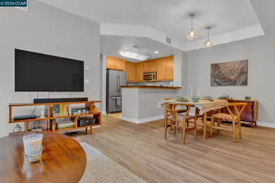 6078 Old Quarry Loop, Oakland, CA 94605 - Photo 9