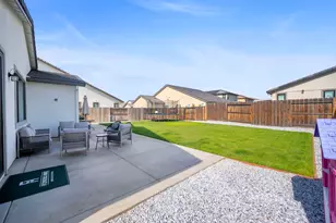 1605 Radiance Ln, Modesto, CA 95356 - Photo 31