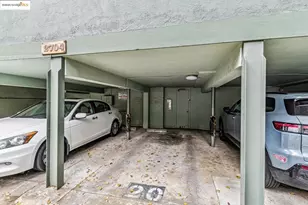 2704 Le Conte Ave, Berkeley, CA 94709 - Photo 21