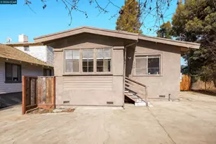 2596 MacArthur Blvd, Oakland, CA 94602 - Photo 5