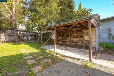 2596 Macarthur Blvd, Oakland, CA 94602 - Photo 41