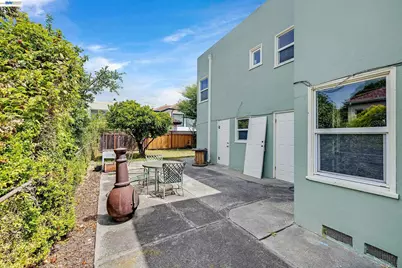 5707 Carberry Ave, Oakland, CA 94609 - Photo 7