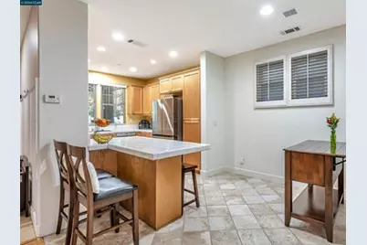 2036 Serra Ln, Hercules, CA 94547 - Photo 33