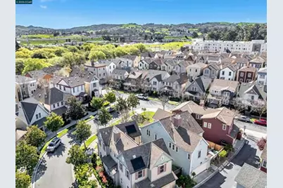 2036 Serra Ln, Hercules, CA 94547 - Photo 9