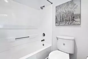 6400 Christie Ave, Emeryville, CA 94608 - Photo 7
