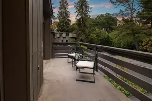 97 Clarewood Ln, Oakland, CA 94618 - Photo 35