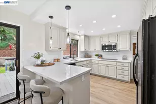 28 Harrington Rd, Moraga, CA 94556 - Photo 1