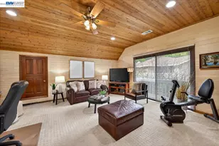 28 Harrington Rd, Moraga, CA 94556 - Photo 27