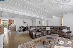 6727 87th Pl, Los Angeles, CA 90045 - Photo 27