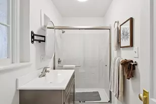 5922 Bruns Ct, Oakland, CA 94611 - Photo 51