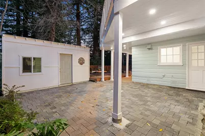 5922 Bruns Ct, Oakland, CA 94611 - Photo 9