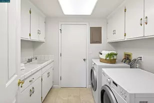 704 Blue Spruce Dr, Danville, CA 94506 - Photo 45