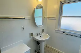 614 28th St, Sacramento, CA 95816 - Photo 13