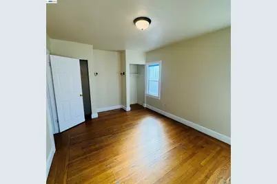 614 28th St, Sacramento, CA 95816 - Photo 9
