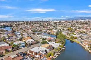 2819 Bayview Dr, Alameda, CA 94501 - Photo 33