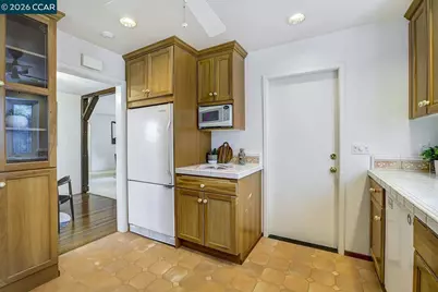 1375 El Curtola Blvd, Lafayette, CA 94549 - Photo 13