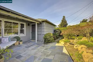 1375 El Curtola Blvd, Lafayette, CA 94549 - Photo 3