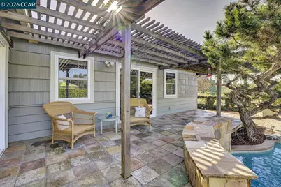 1375 El Curtola Blvd, Lafayette, CA 94549 - Photo 35