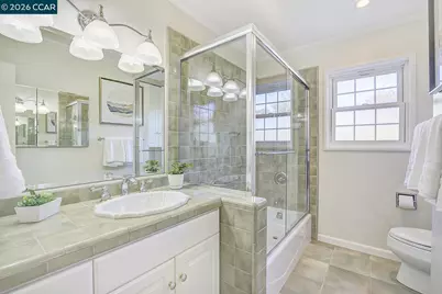 1375 El Curtola Blvd, Lafayette, CA 94549 - Photo 31