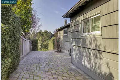 1375 El Curtola Blvd, Lafayette, CA 94549 - Photo 43