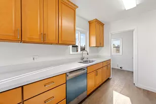 10200 Royal Ann St, Oakland, CA 94603 - Photo 15