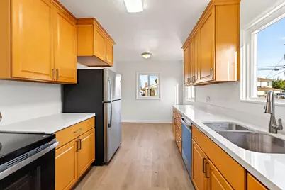 10200 Royal Ann St, Oakland, CA 94603 - Photo 13