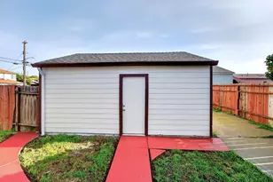 10200 Royal Ann St, Oakland, CA 94603 - Photo 23