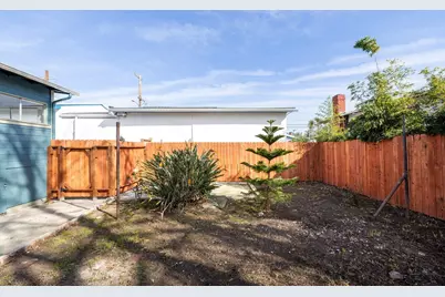 2254 62nd Ave, Oakland, CA 94605 - Photo 27
