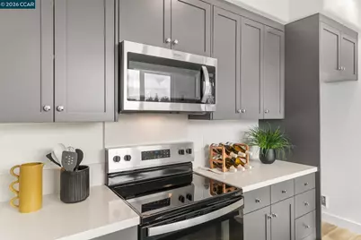 27277 Cosmo Ct, Hayward, CA 94544 - Photo 15