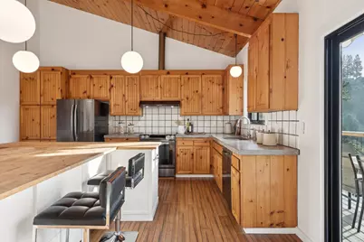 6689 Exeter Dr, Oakland, CA 94611 - Photo 21