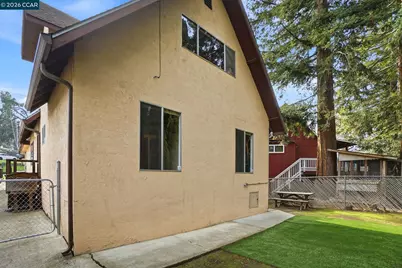 871 Merle Ave, Martinez, CA 94553 - Photo 35
