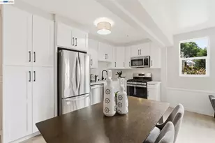 335 Hanover Ave, Oakland, CA 94606 - Photo 29