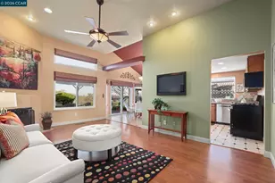 1109 Discovery Way, Concord, CA 94521 - Photo 13