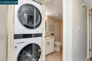 896 Camelback Pl, Pleasant Hill, CA 94523 - Photo 25