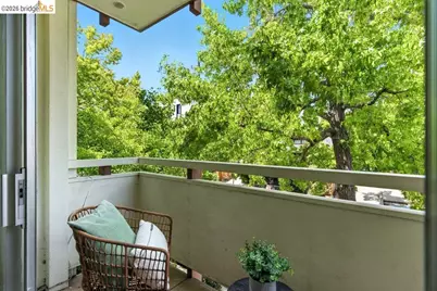 2601 College Ave #203, Berkeley, CA 94704 - Photo 13