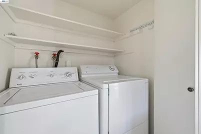 9 El Capitan Ln, Antioch, CA 94509 - Photo 9