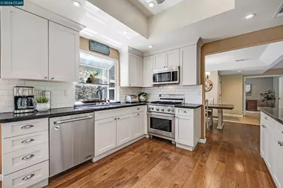 60 Rainbow Cir, Danville, CA 94506 - Photo 3